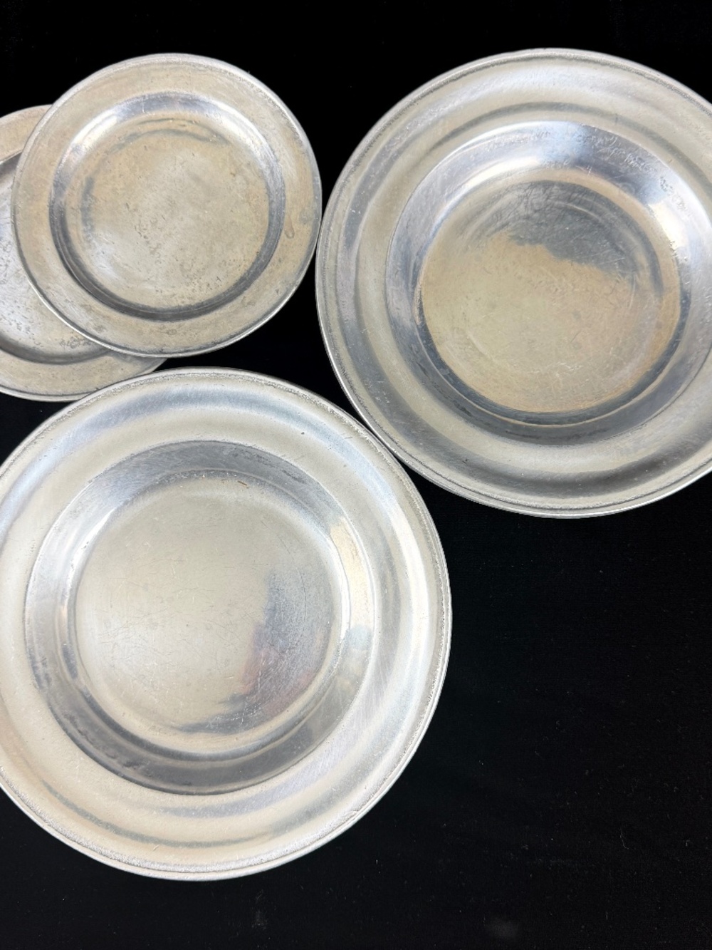 4 Vintage York Pewter Metalcrafters 9in Salad Soup Bowls 6in Side Plates
